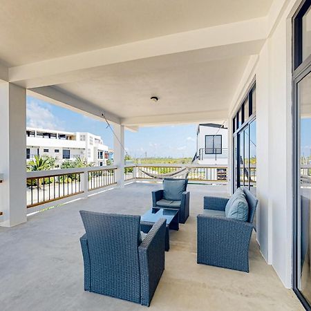 Villa Sea Lux 圣佩德罗 外观 照片