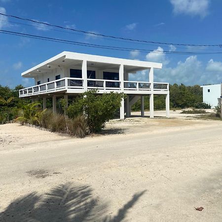 Villa Sea Lux 圣佩德罗 外观 照片