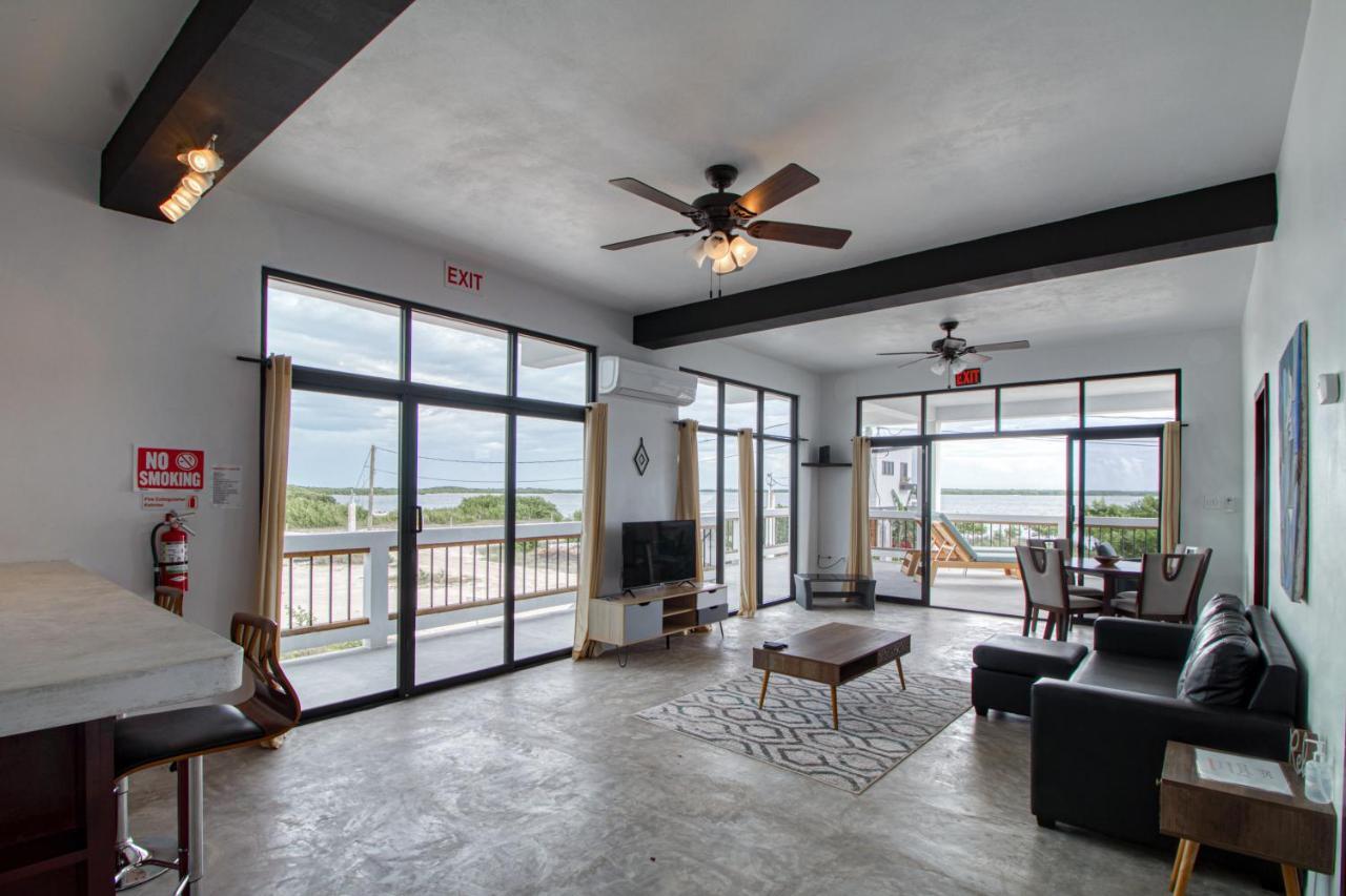 Villa Sea Lux 圣佩德罗 外观 照片